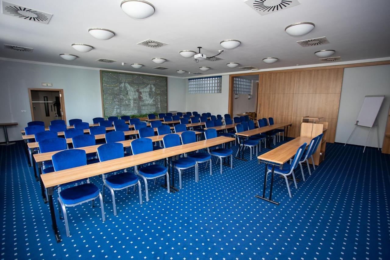 Hotel Grand Hradec Králové 외부 사진
